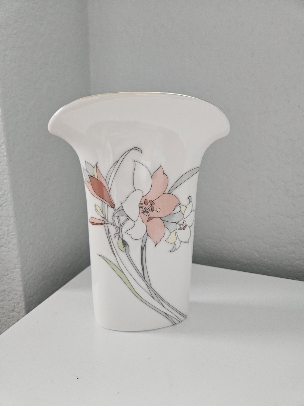Vintage Yamaji Porcelain Vase Made In Japan
